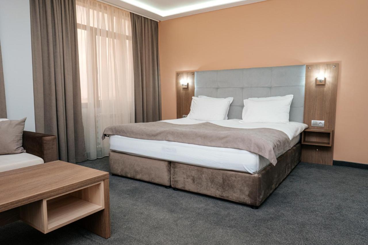 ימבול Hotel Tundzha - Renovated! מראה חיצוני תמונה